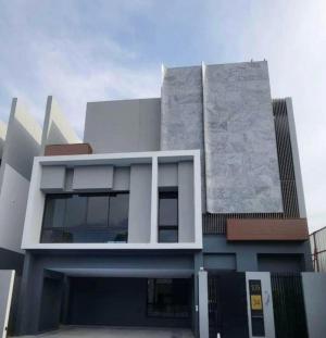 ให้เช่าบ้านบ้านเดี่ยว 3 ชั้น หรูทันสมัยมีลิฟท์ เฟอร์ใหม่ทุกชิ้นเนื้อที่ 69.30 วา4นอน, 5ห้องน้ำ, 2ห้องรับแขก, 1โถงถนนกรุงเทพกรีฑา