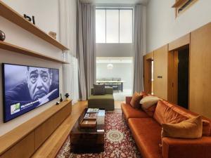 Experience Luxury Living at Demi Sathu 49 - Your Dream Townhome Awaits