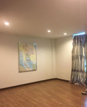 ให้เช่าโฮมออฟฟิศ 4 ชั้นถ.รามคำแหง2 บางนา ประเวศ เนื้อที่ 27 ตรว ภาพที่ 4