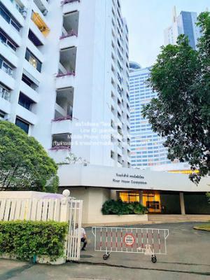 ให้เช่าคอนโด ริเวอร์ เฮ้าส์ คอนโดมิเนียม (River House Condominium) วิวแม่น้ำเจ้าพระยา ชั้น 11 200 ตร.ม. 3 น 3 น้ำ ราคา 70,000 บาท/เดือน 