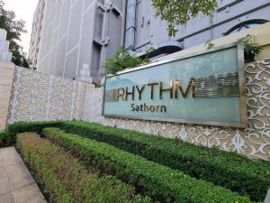 LV52944 ให้เช่า  คอนโด ริธึ่ม สาทร RHYTHM Sathorn คอนโดพร้อมอยู่ วิวแม่น้ำเจ้าพระยา ใกล้ BTS สะพานตากสิน