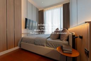 condo. KHUN by YOO inspired by Starck VERY GOOD เป็นคอนโดหรูพร้อมอยู่ มีการตกแต่งภายในเพิ่มเติมได้แบบเรียบหรู และมีทำเลสวยสามารถมองเห็นวิวเมือง พร้อมพื้นที่ส่วนกลาง และสิ่งอำนวยความสะดวกครบครัน ทั้งสระว่ายน้ำ ห้องออกกำลังกาย สวนพักผ่อนขนาดใหญ่ ใกล้ทา ภาพที่ 7