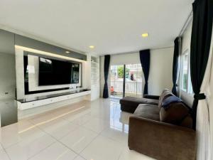 ให้เช่าบ้านเดี่ยว 2 ชั้น 50 ตรว. 3 ห้องนอน Perfect Place วงแหวน-รามคำแหง ถ.กรุงเทพกรีฑาตัดใหม่ เฟอร์พร้อมอยู่ ** รับสัตว์เลี้ยง ภาพที่ 2
