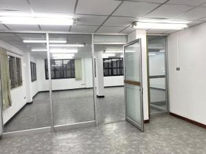BH3564  ให้เช่าอาคารสำนักงาน 5 ชั้น ย่านสาทร 11 (เซนต์หลุยส์ ซอย 3) ใจกลางย่านธุรกิจ ทำเลทอง เดินถึง BTS ภาพที่ 5