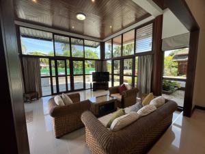 For Rent : Rawai, 2-Storey House with Swimming Pool, 4 bedroom 3 bathroom ภาพที่ 3