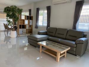 ให้เช่าทาวน์โฮม3ชั้นพร้อมอยู่ย่านโชคชัย4นาคนิวาสลาดพร้าววังหิน เขตลาดพร้าว ใกล้MRTโชคชัย4