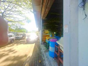 รร.นานาชาติบรอมส์โกรฟ ซ.ราษฎร์อุทิศ 64-70  โกดัง พร้อมออฟฟิศ สำนักงาน 3 ชั้น 7.3 กม.เหมาะทำคลังสินค้า อู่ซ่อมรถ โรงงานเฟอนิเจอร์ฯ 2 นอน 4 น ภาพที่ 4