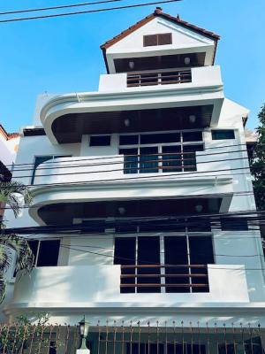 BH3600 ให้เช่าบ้านเดี่ยว 5 ห้องนอน สุขุมวิท 31 ใกล้ BTS พร้อมพงษ์ เอ็มโพเรียม และเทอมินอล 21 อโศก พื้นที่ใช้สอยประมาณ 350-400 ตารางเมตร