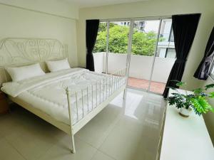 BH3600 ให้เช่าบ้านเดี่ยว 5 ห้องนอน สุขุมวิท 31 ใกล้ BTS พร้อมพงษ์ เอ็มโพเรียม และเทอมินอล 21 อโศก พื้นที่ใช้สอยประมาณ 350-400 ตารางเมตร ภาพที่ 3
