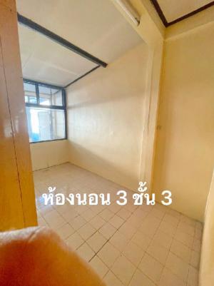 BTSตลาดพลู 4.1 กม.สุขสวัสดิ์15-21  อาคาร3 ชั้น 19 ตร.วา.230 ตร.ม.6 นอน 1 น้ำ ม.เทคโนโลยีพระจอมเกล้าธนบุรี 3.4 กม.แหล่งชุมชน ช็อปปิ้ง  ภาพที่ 6