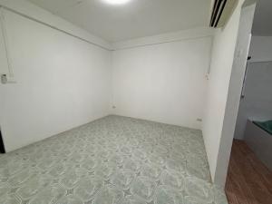 ให้เช่าทาวน์โฮม 3 ชั้น ม.พัฒนาการวิลล่า Renovate ใหม่ ตรงข้ามตลาดพัฒนาการ ภาพที่ 6