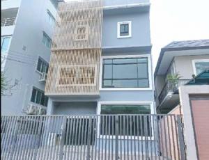  มีลิฟท์ในตัว สุขุมวิท71 ปรีดี BTS พระโขนง 900ม.ให้เช่าโฮมออฟฟิศ  3 ชั้น รร.นานาชาติเซนต์แอนดรูว์ 1.2 กม.3 ออฟฟิศ 2 น้ำ