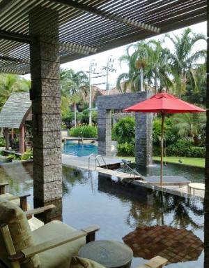 พระราม9 กรุงเทพกรีฑา ให้เช่าคฤหาสน์เดี่ยว Pool Villa 2 ชั้น 76ตร.วา. APL ลาดกระบัง 2กม. 256 ตร.ม. ม.นานาชาติแสตมฟอร์ด 7.6 กม.4 นอน 3 น้ำ  ภาพที่ 3