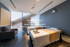 condo. ดิ เอส แอท สิงห์ คอมเพล็กซ์ พื้้นที่กว้างขวาง เป็นคอนโดพร้อมอยู่ มีการตกแต่งภายในเพิ่มเติมได้แบบเรียบหรู และมีทำเลสวยสามารถมองเห็นวิวเมือง พร้อมพื้นที่ส่วนกลาง และสิ่งอำนวยความสะดวกครบครัน ทั้งสระว่ายน้ำ ห้องออกกำลังกาย สวนพักผ่อนขนาดใหญ่ ใกล้ ภาพที่ 6