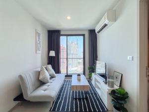 Rhythm Sukhumvit 42 Private convenient quiet 18th floor BTS Ekkamai ภาพที่ 3