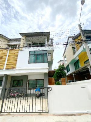 คฤหาสน์หรู แนวตั้งเฟอร์ครบ 3 ชั้น ให้เช่า MRT บางรักใหญ่ 600 ม. พร้อมเฟอร์ 5แอร์ 36 ตร.วา. นานาชาติดีบีเอส 3.7 กม. ตลาดสดท่าอิฐ 1.5 กม.