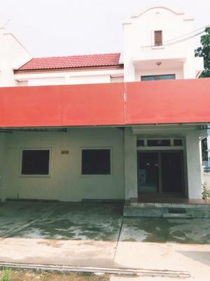  เฟอร์ครบ ให้เช่าบ้านแฝด ติดแฟชั้นไอซ์แลนด์ 72 ตรว. รามอินทรา 97-101 4นอน 400 ตรม. 4น้ำ 1รับแขก  ภาพที่ 2
