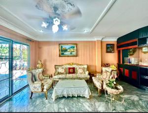 ให้เช่าบ้านเดี่ยว 2 ชั้นหินอ่อนทั้งหลัง120 ตรว (480 ตรม)6นอน4น้ำตลิ่งชันซอยบรมราชชนนีข้าง VELO Plazaตกแต่งแนวยุโรป ถนนบรมราชชนนี ภาพที่ 7