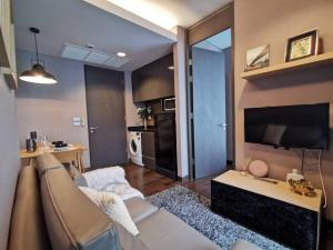 The Lumpini 24 Clean quiet convenient 24th floor BTS Phrom Phong