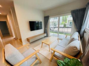 For Rent : Pakhlok, 2-Story Twin House, 3 bedrooms 3 bathrooms ภาพที่ 2