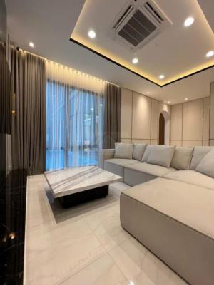 ให้เช่า Pool Villa 3 ชั้น 7 ห้องนอน ซอยอินทามระ 29 ห้วยขวาง สุทธิสาร พร้อมสระว่ายน้ำ ใกล้ BTS อารีย์, BTS สะพานควาย ภาพที่ 2