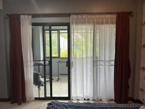 For Rent : Kata, 2 storey twin house, 3 bedrooms 3 bathrooms ภาพที่ 5