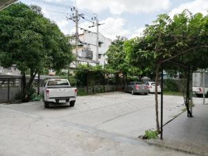 ดอนเมือง! ให้เช่า บ้านเดี่ยวใหญ่มาก 200 ตรว. 2ชั้น 5นอน 2น้ำ 2คัน 300 ตรม. ภาพที่ 3