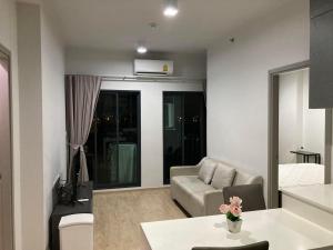 ให้เช่า2 ห้องนอน 2 ห้องน้ํา IDEO NEW RAMA9 Tel.0958195559
