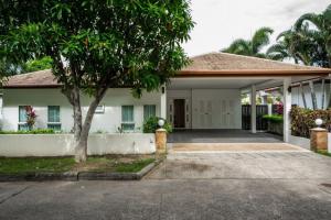 PDR002 For Rent : Rawai, Luxury Private Pool Villa, 2 bedrooms 2 Bathrooms, Pool view. ภาพที่ 7