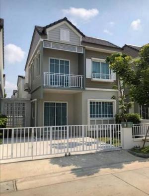 ให้เช่าทาวน์เฮ้าส์ 2ชั้น ย่านบางนาตราด กม.10 หมู่บ้านเดอะวิลเลจ บางนา 