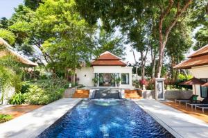 PR057 For Rent : Nai Harn, Luxury Tree Pool Villa, 3 Bedrooms 3 Bathrooms, Garden view.