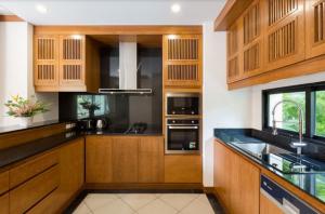 PR057 For Rent : Nai Harn, Luxury Tree Pool Villa, 3 Bedrooms 3 Bathrooms, Garden view. ภาพที่ 6
