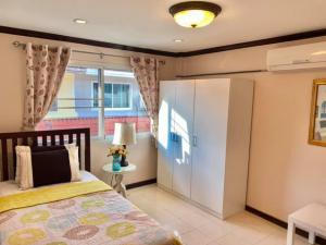 ให้เช่าทาวน์โฮม 4ชั้น หมู่บ้านรอยัลนครินทร์วิลเลจ อ่อนนุช ศรีนครินทร์ 40 ตรงข้าม ซีคอนสแคว์  ภาพที่ 6