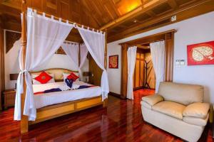 PR038 For Rent : Patong Luxury Private Pool Villa, 4 bedrooms 6 Bathrooms, Forest view.  ภาพที่ 3