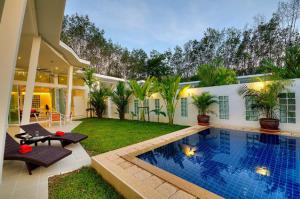 PR032 For Rent : Thalang, Luxury Private Pool Villa , 3 bedrooms 3 bathrooms.  ภาพที่ 7