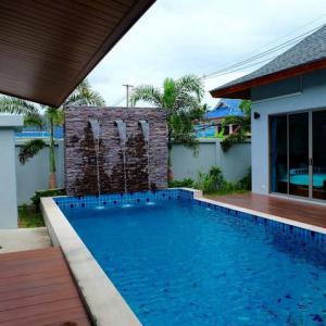 PR025 For Rent : Brand new private pool villa 2 bed room located in Rawai ภาพที่ 2