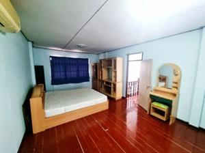 ย่านรัชดา ห้วยขวาง พร้อมเฟอร์ 4 นอน บ้านเดี่ยว 2 ชั้น 47 ตร.วา.207 ตร.ม.2 น้ำ 3 แอร์  ภาพที่ 3