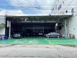 ให้เช่าโชว์รูมพร้อมศูนย์บริการ เนื้อที่ 1 ไร่ครึ่ง 3000 กว่า ตรม ติดถนนเหม่งจ๋าย เลียบทาง ด่วนรามอินทรา **มีค่าเซ้ง ภาพที่ 8