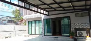 HR 6039 ให้เช่าบ้านเดี่ยว2ชั้น90ตรว.ย่านโชคชัย4ซอย76ลาดพร้าววังหินเสนานิคมเหมาะอยู่อาศัยและทำโฮมออฟฟิศ ใกล้MRTโชคชัย4 ภาพที่ 2