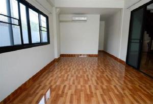 HR 6039 ให้เช่าบ้านเดี่ยว2ชั้น90ตรว.ย่านโชคชัย4ซอย76ลาดพร้าววังหินเสนานิคมเหมาะอยู่อาศัยและทำโฮมออฟฟิศ ใกล้MRTโชคชัย4 ภาพที่ 3