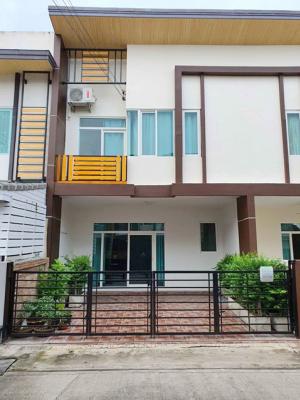 ให้เช่าTownhome2ชั้น 4นอน 3น้ำ 20ตรว.  ซ.มิสทีนต้นๆ รามคำแหง ราษฎร์พัฒนา เงียบสงบ 
