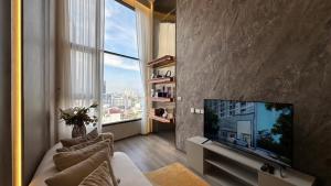 RR007 SOHO Bangkok Ratchada ห้อง 48 ตรม 2ห้องนอน 1ห้องน้ำ ภาพที่ 2