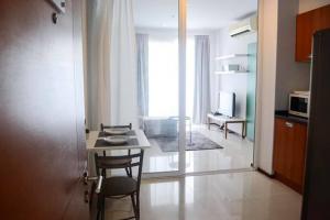 R64100707 ให้เช่า Villa Sathorn 1ห้องนอน วิวแม่น้ำ ทิศเหนือ ชั้น 33 49.5 ตรม. ภาพที่ 6