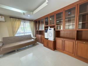 ให้เช่าบ้านเดี่ยว2ชั้นต.รวมโชค2ชั้น70ตรว250ตร.ม5นอน4น้ำ1แม่บ้านฟอร์ฯครบจอดรถในบ้านได้2คันเช่า55000บาท/เดือน ถนนโชคชัยซอย56 ภาพที่ 5