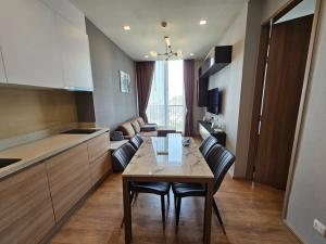 Noble Around Sukhumvit 33 spacious safe quiet 18th floor BTS Phrom Phong ภาพที่ 3