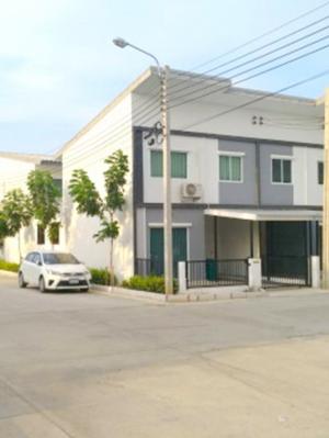 ให้เช่าทาวน์โฮมหัวมุม 19ตรว. 2ชั้น 4จอดรถ 3นอน กาญจนาภิเษก ชัยพฤกษ์ 160 ตรม.บ้านกล้วย แอร์1