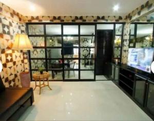 N700  ให้เช่าทาวน์โฮม 2 ชั้น ลาดพร้าว 130 หมู่บ้านเทพรินทร์ มี 2 ห้องนอน 2 ห้องน้ำ ภาพที่ 6