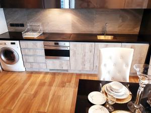 A02226 ให้เช่า The Lofts Asoke  68,000บาท ห้องสวย วิวดี แต่งครบ พร้อมอยู่   090-969-2878 ภาพที่ 7
