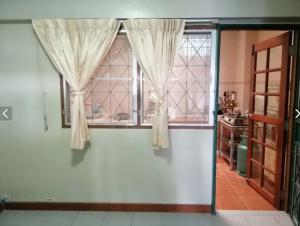 HR 5303 ให้เช่าทาวน์โฮม 3 ชั้น หมู่บ้านมณเฑียรทิพย์ ซอยสุคนธสวัสดิ์ 36 ลาดพร้าว ภาพที่ 6