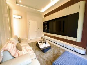 ให้เช่าบ้านเดี่ยวหรู 154.70 ตรวา 4 ห้องนอน โครงการนาราสิริ กรุงเทพกรีฑา Narasiri Krungthepkreetha ใกล้ไบรท์ตัน คอลเลจ ภาพที่ 8